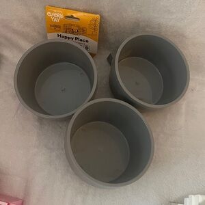 EveryYay Gray Dog Water Crocks